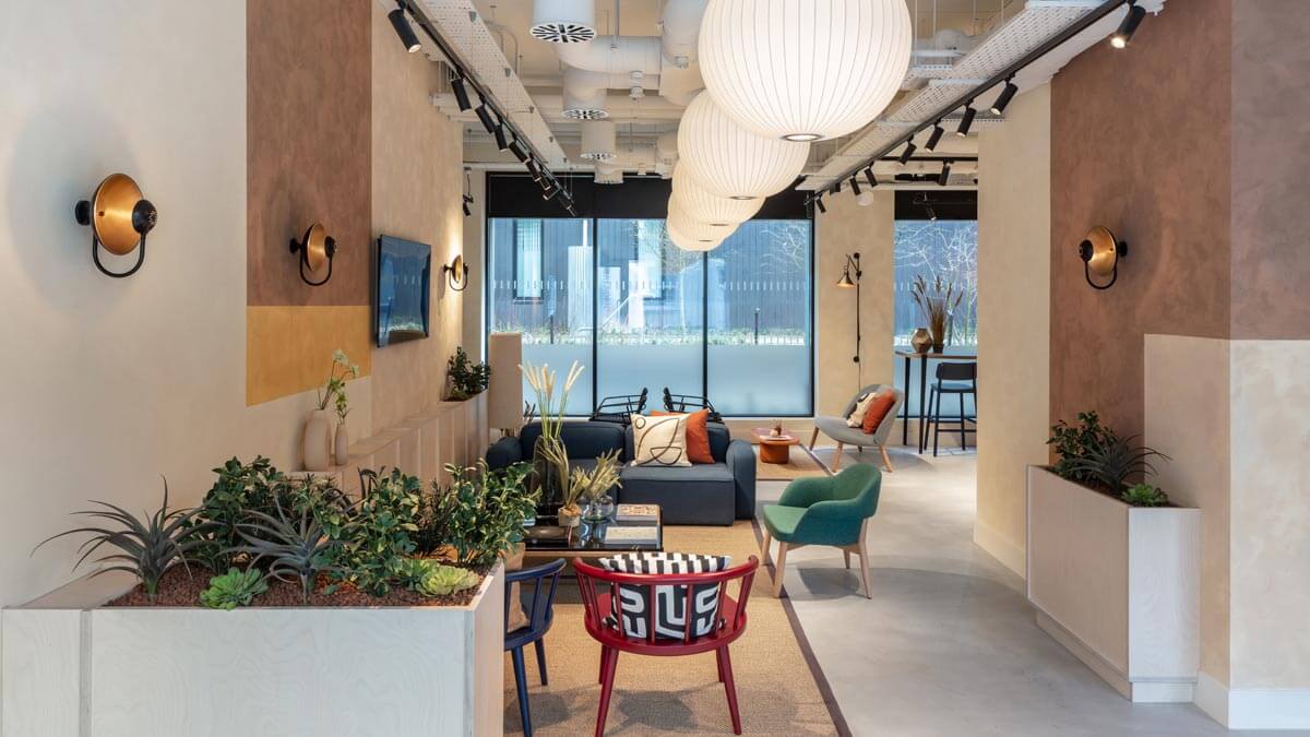 Modern Texturing Techniques For Apartment Walls photo